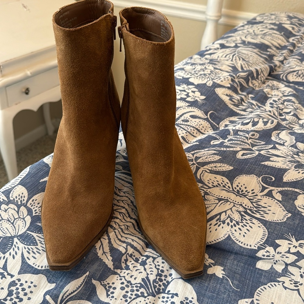 Steve Madden Chestnut Suede Sparrow Booties